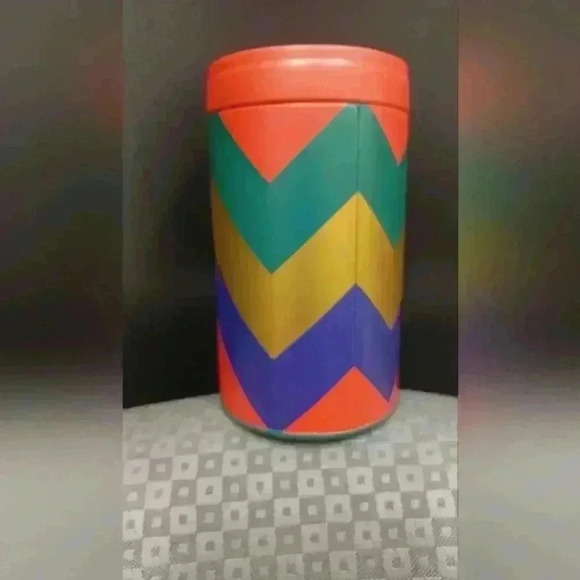 David's Tea Holiday Chevron EMPTY Collectible  Tin - Picture 4 of 5